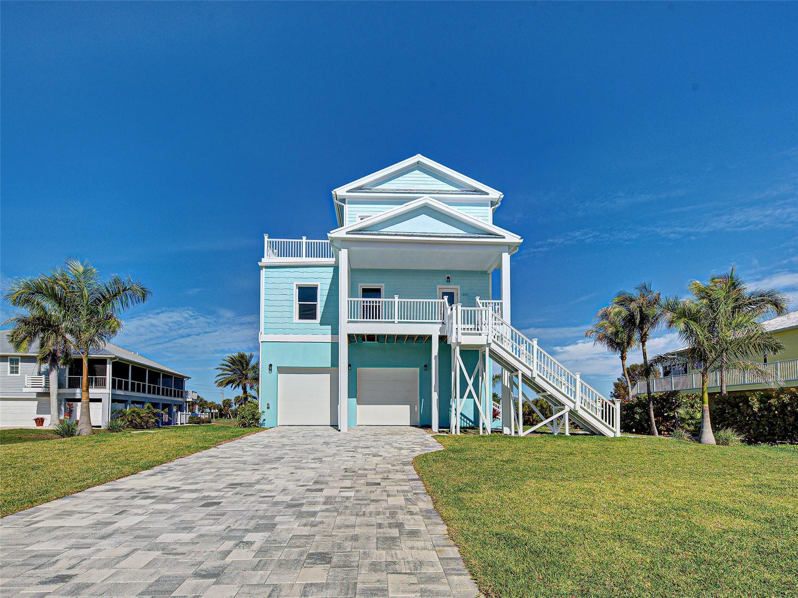 13095 Via Cassia Property Photo 4