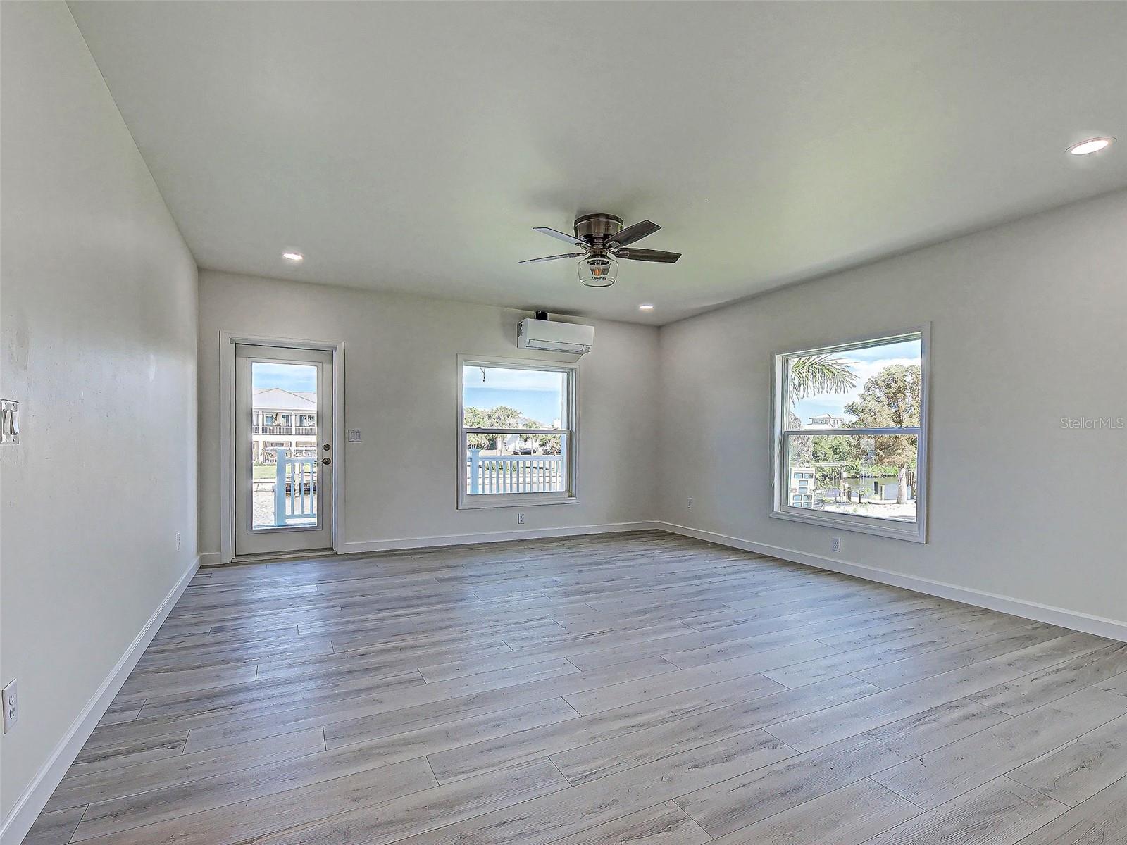 13095 Via Cassia Property Photo 6