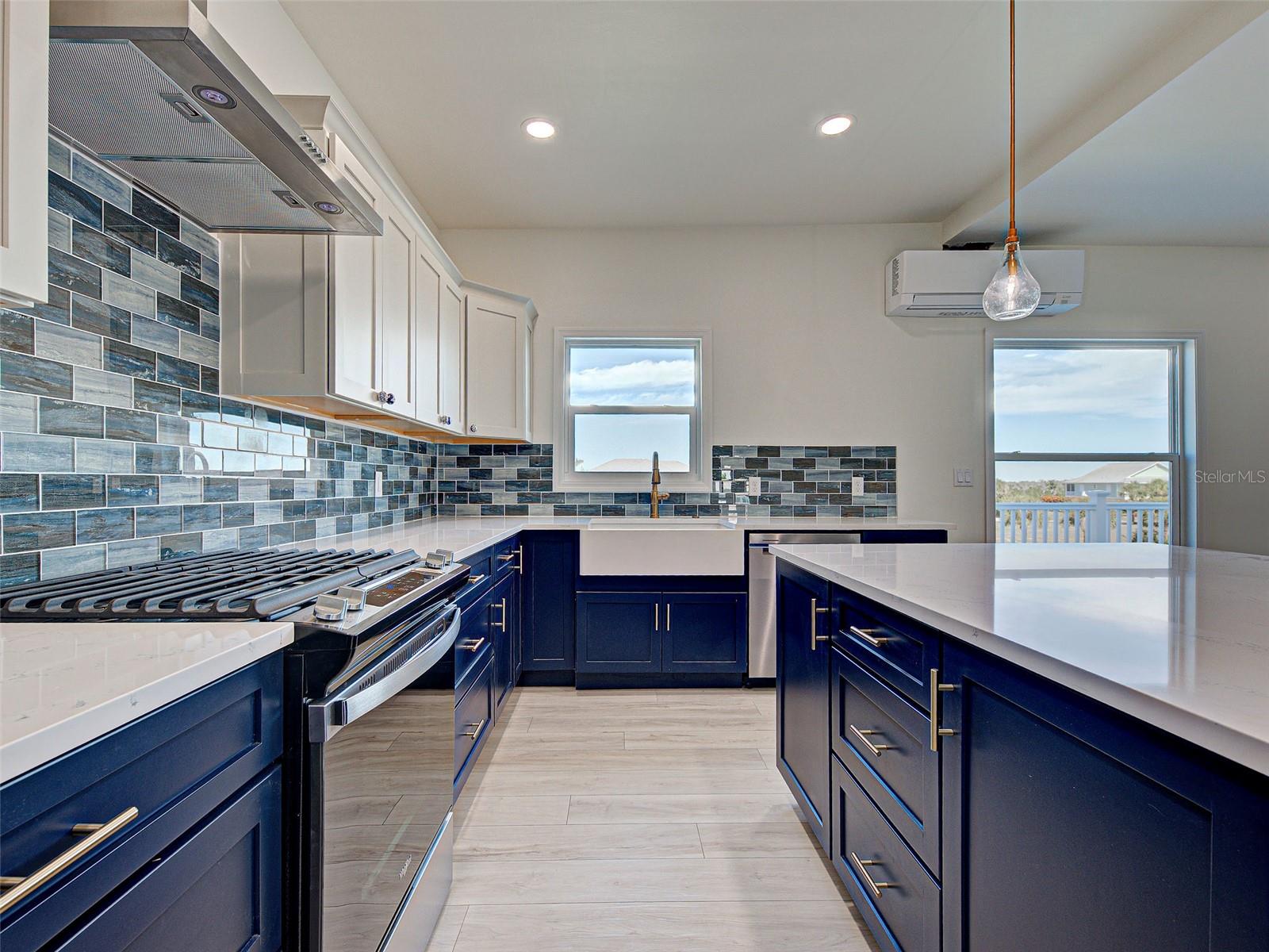 13095 Via Cassia Property Photo 43