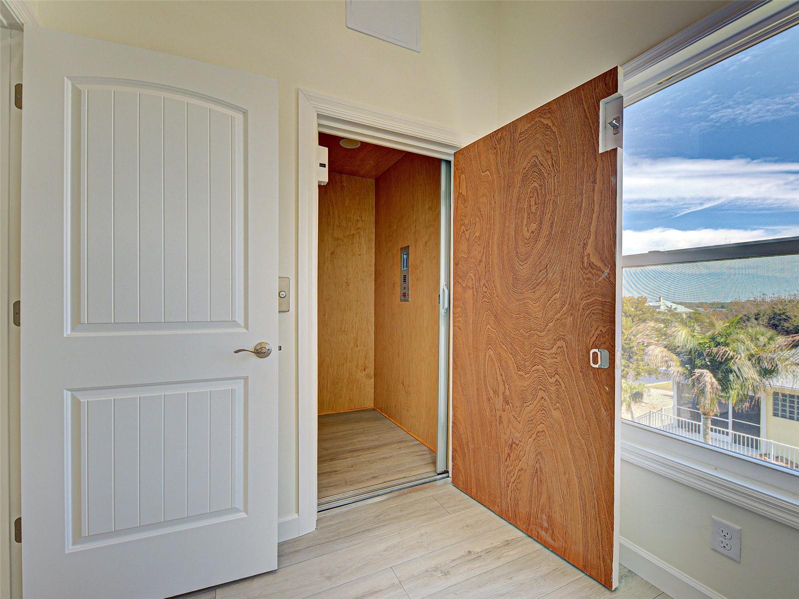 13095 Via Cassia Property Photo 70