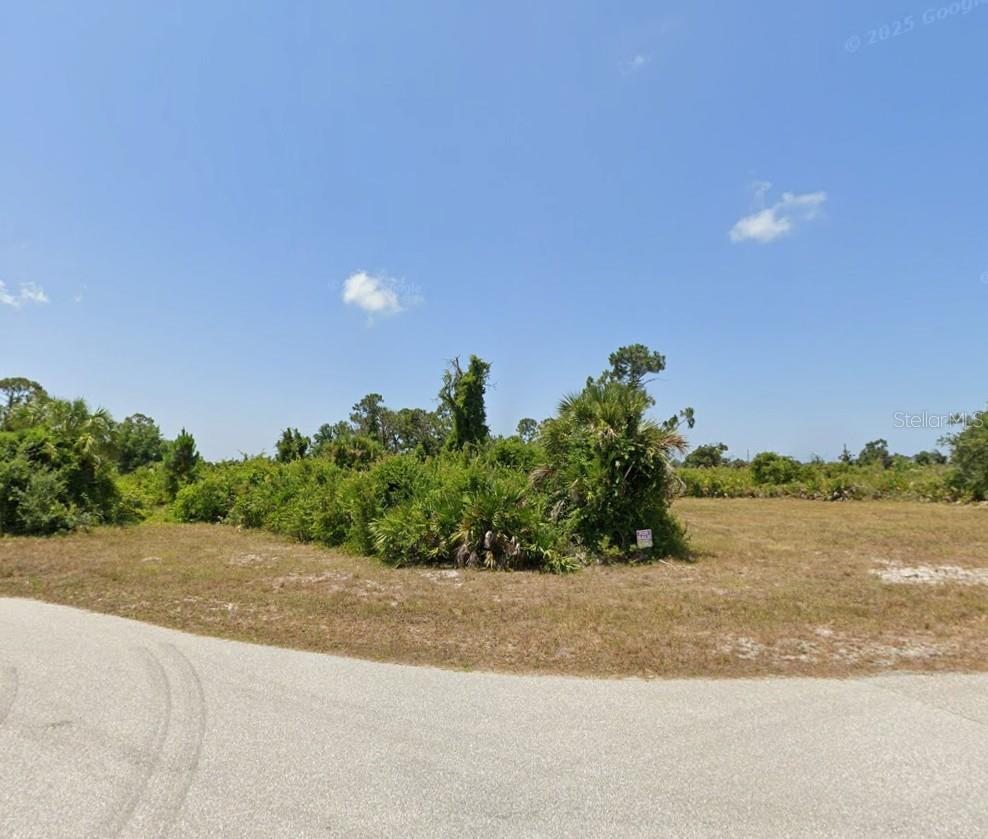 35 Windward Ln Property Photo 2
