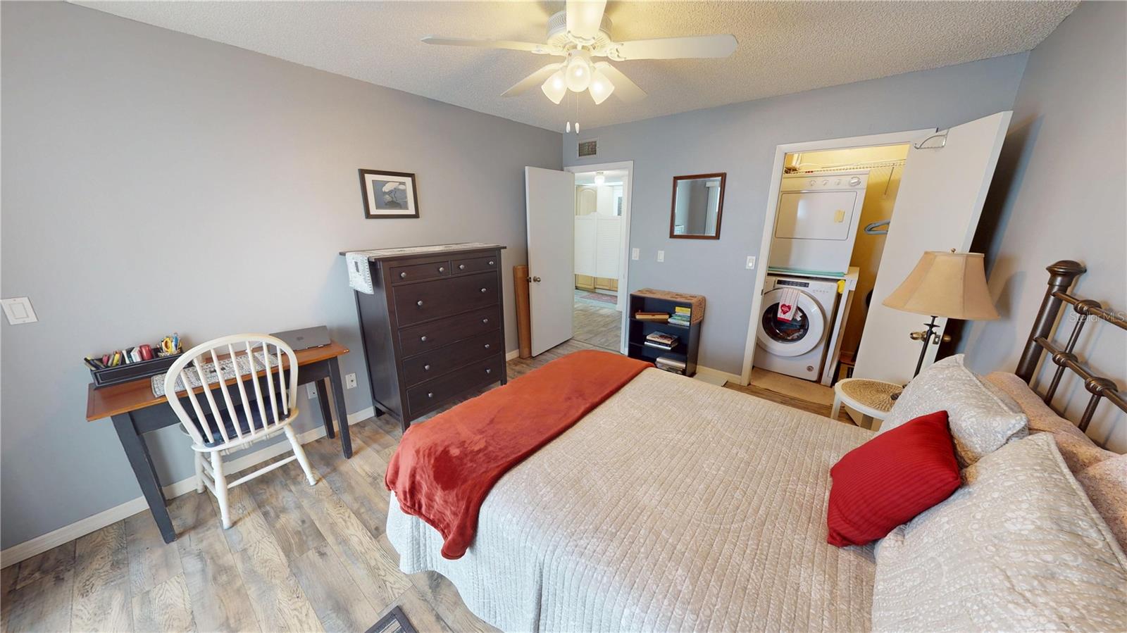 22375 Edgewater Dr #137 Property Photo 15
