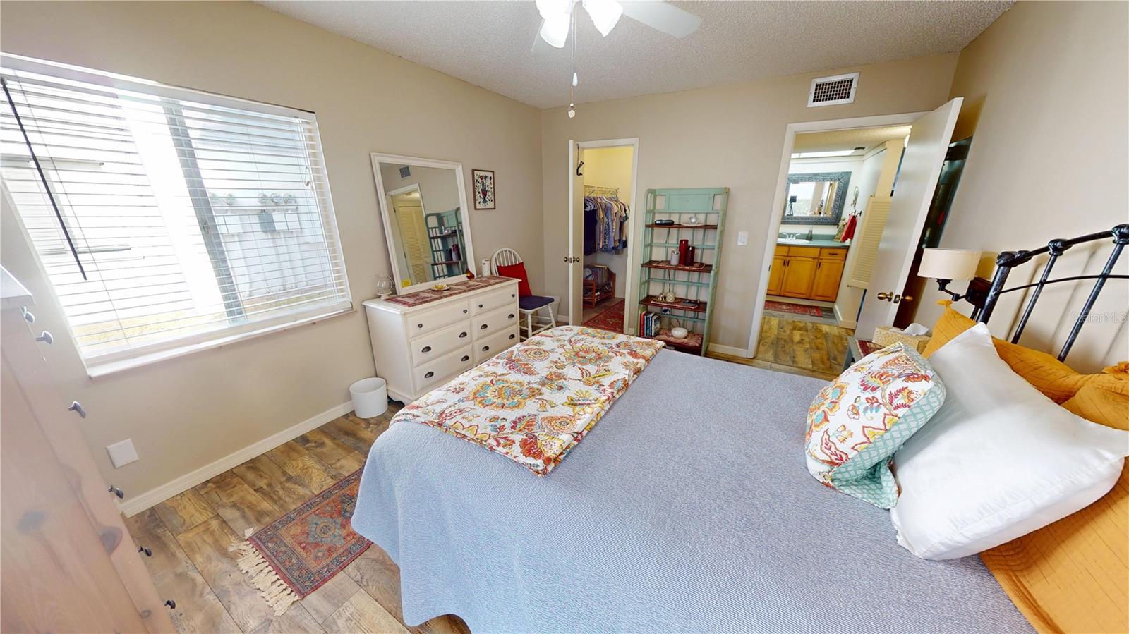 22375 Edgewater Dr #137 Property Photo 19