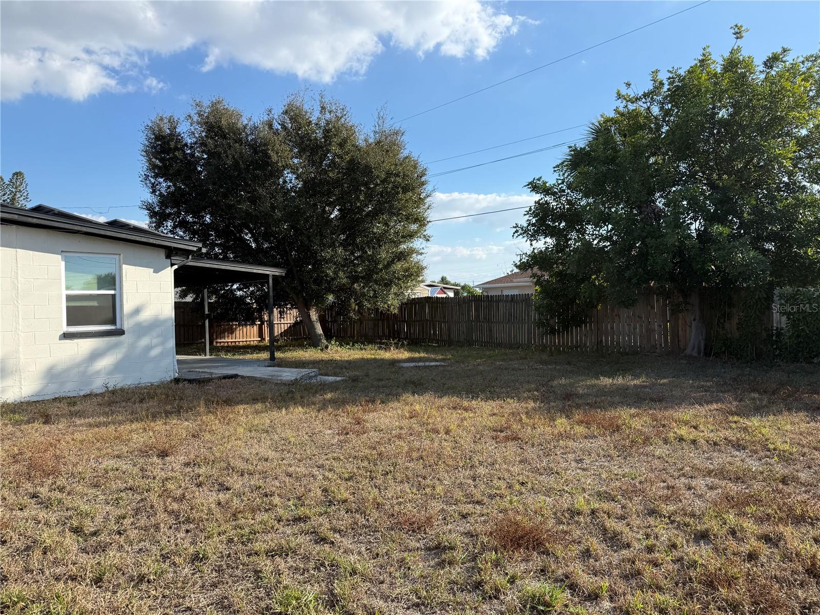3405 Lucerne Ter Property Photo 4