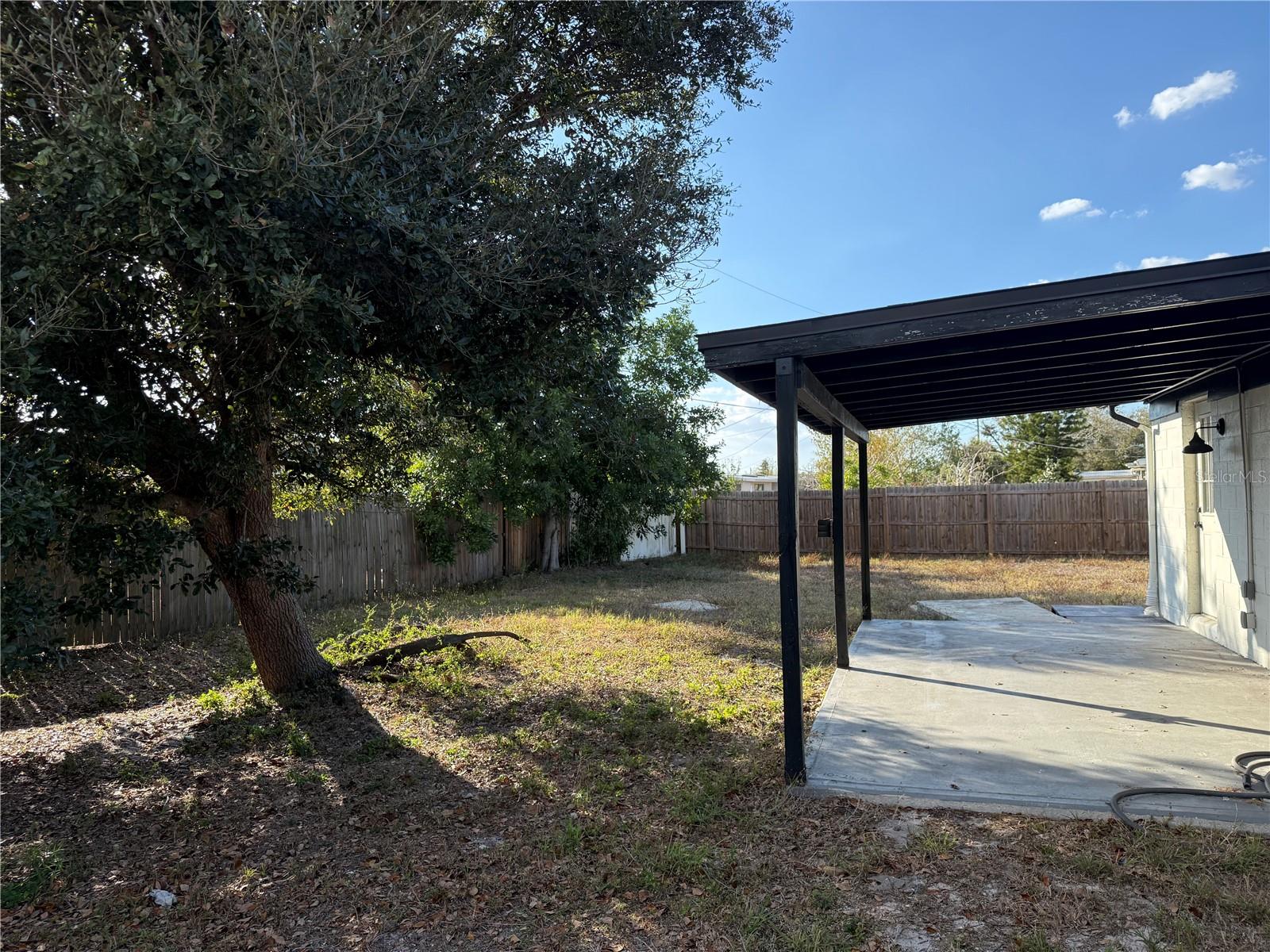 3405 Lucerne Ter Property Photo 5