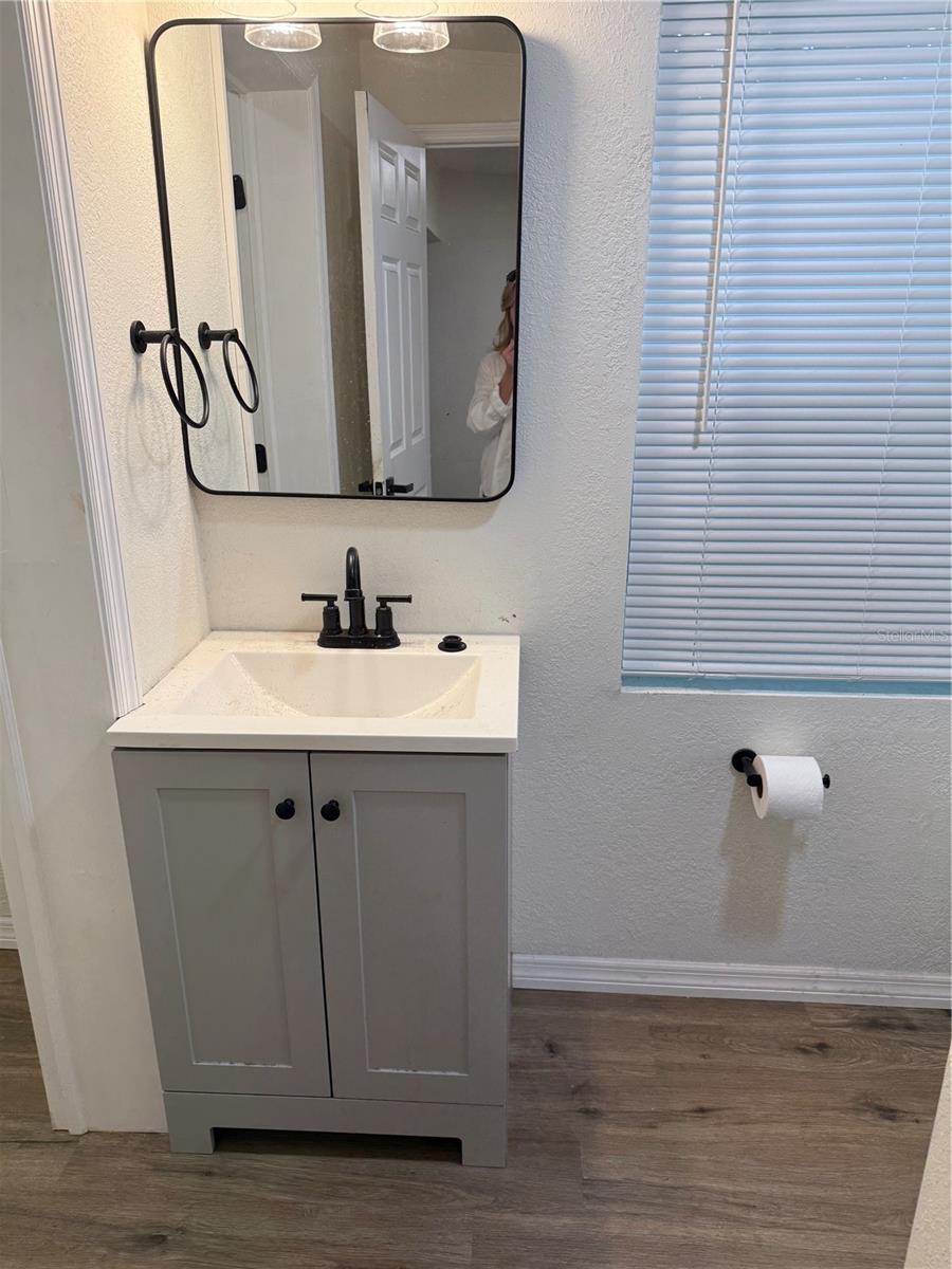 3405 Lucerne Ter Property Photo 29