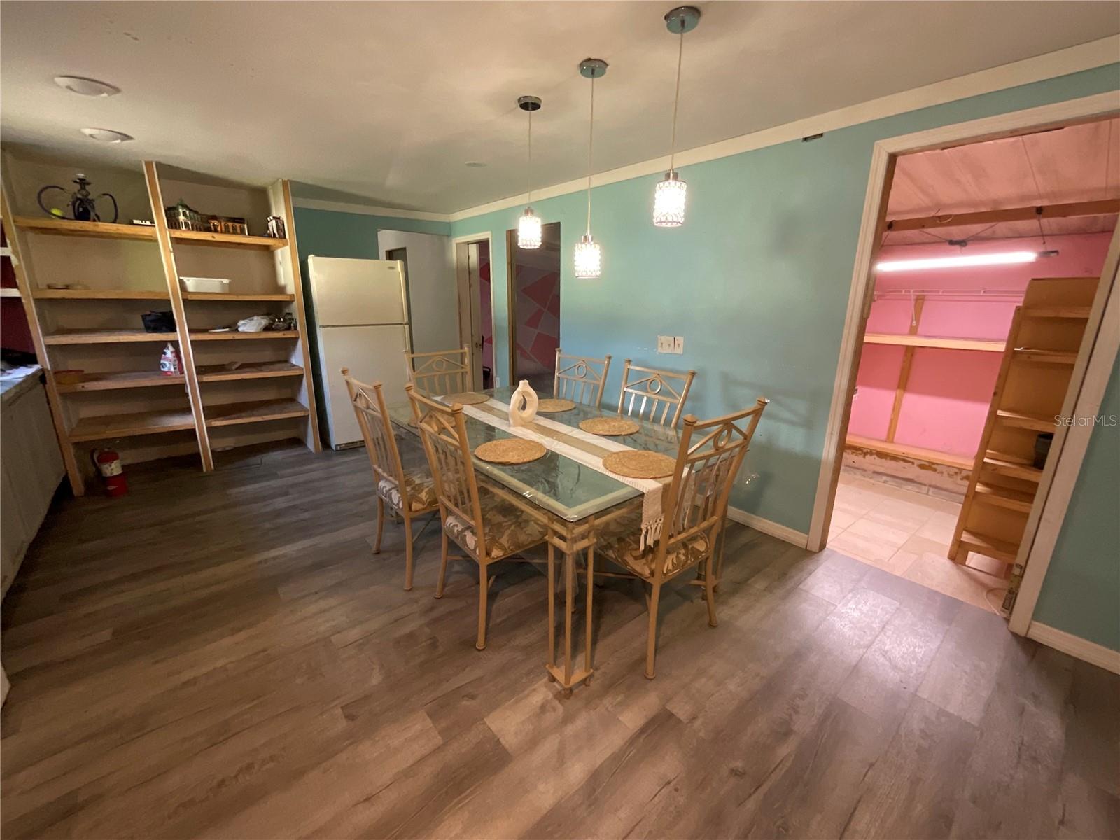 700 Jersey Ct Property Photo 18