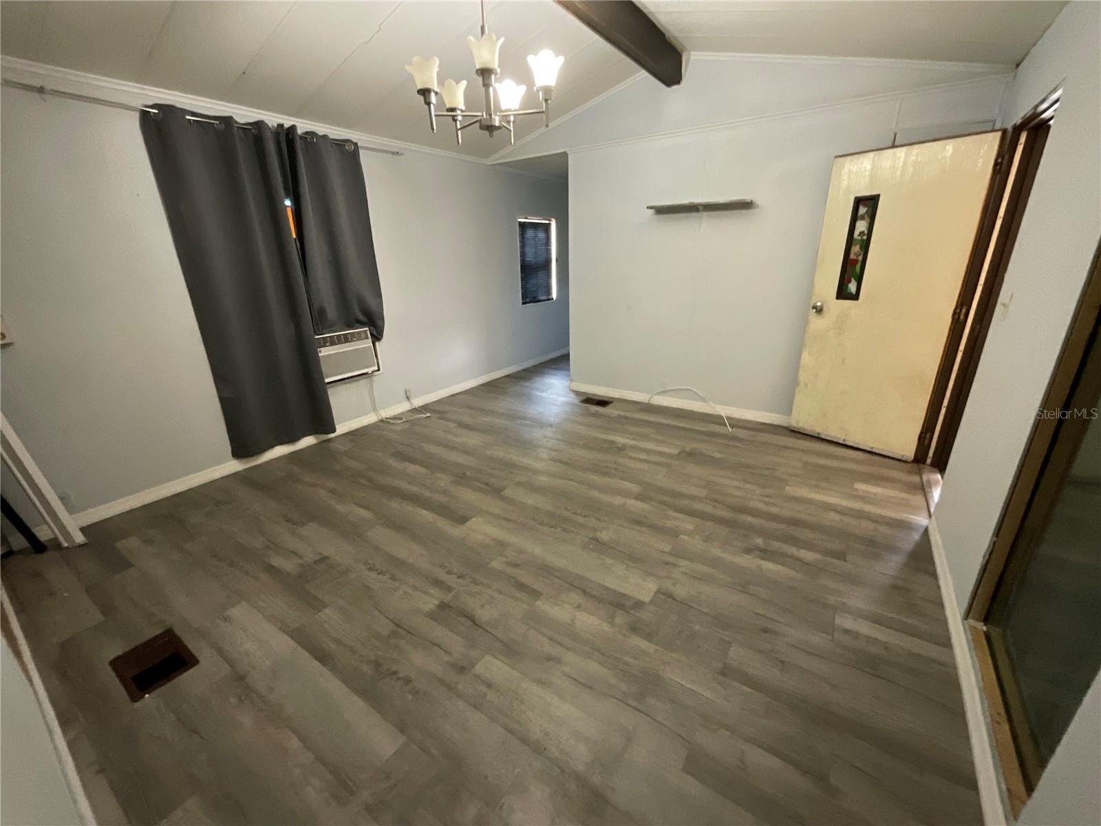 700 Jersey Ct Property Photo 27