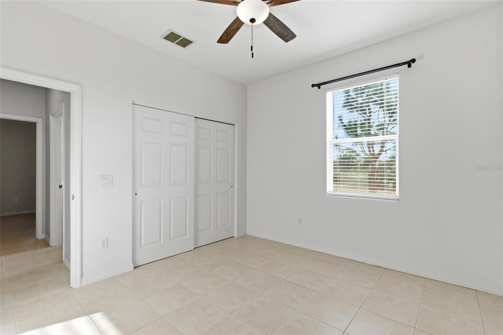 6 Transon Ln Property Photo 25