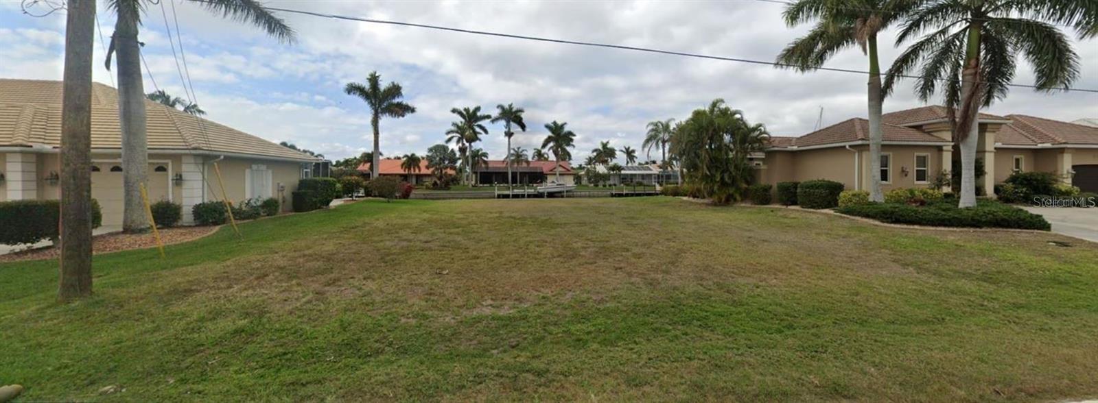 3701 Carmichael Dr Property Photo 2