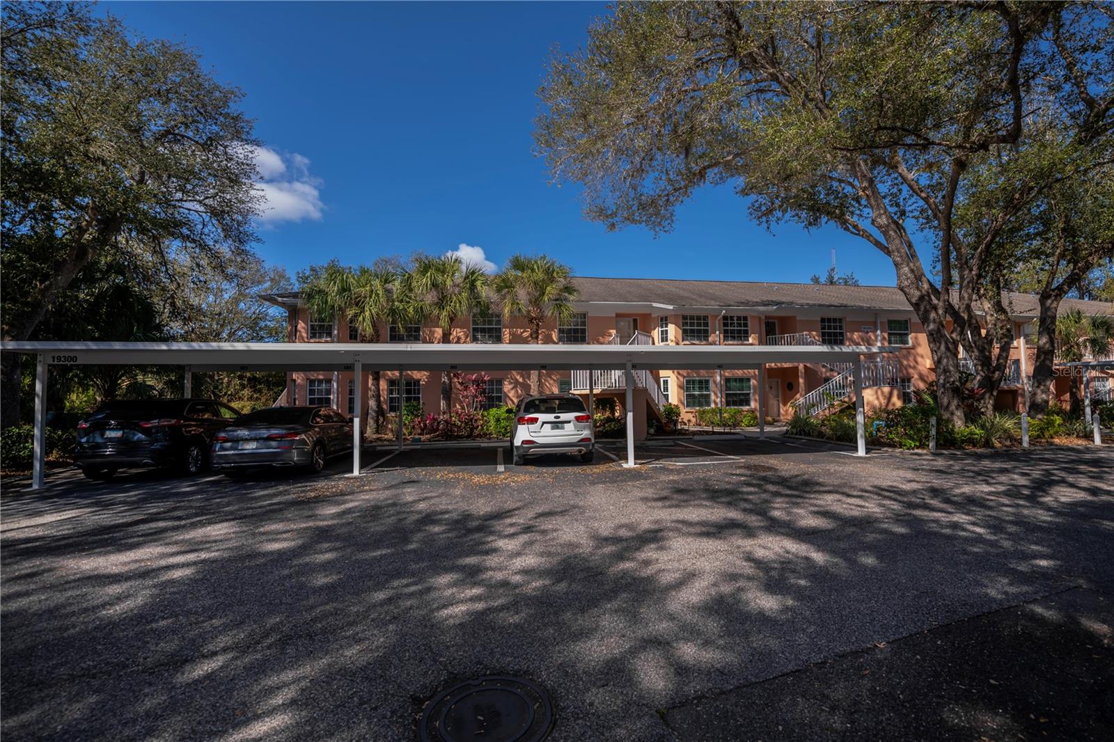 19300 WATER OAK DR #102