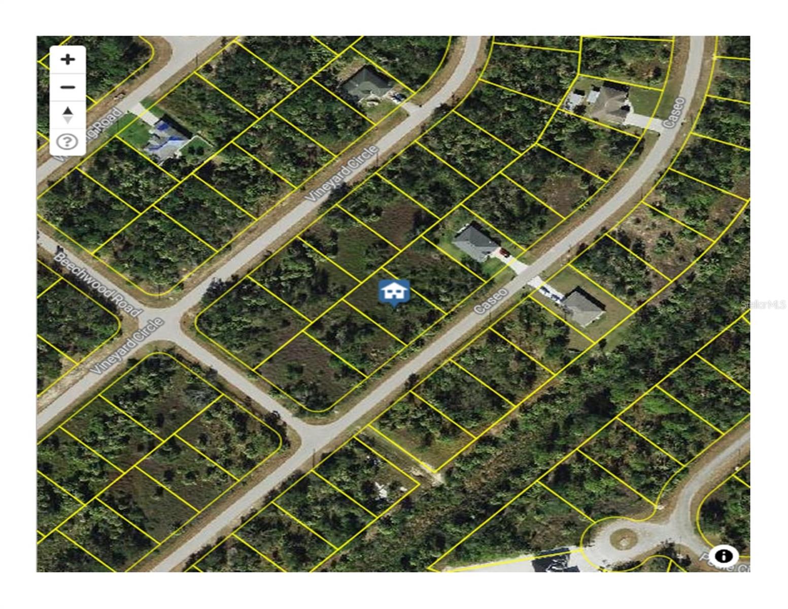 Casco Cir Property Photo 6