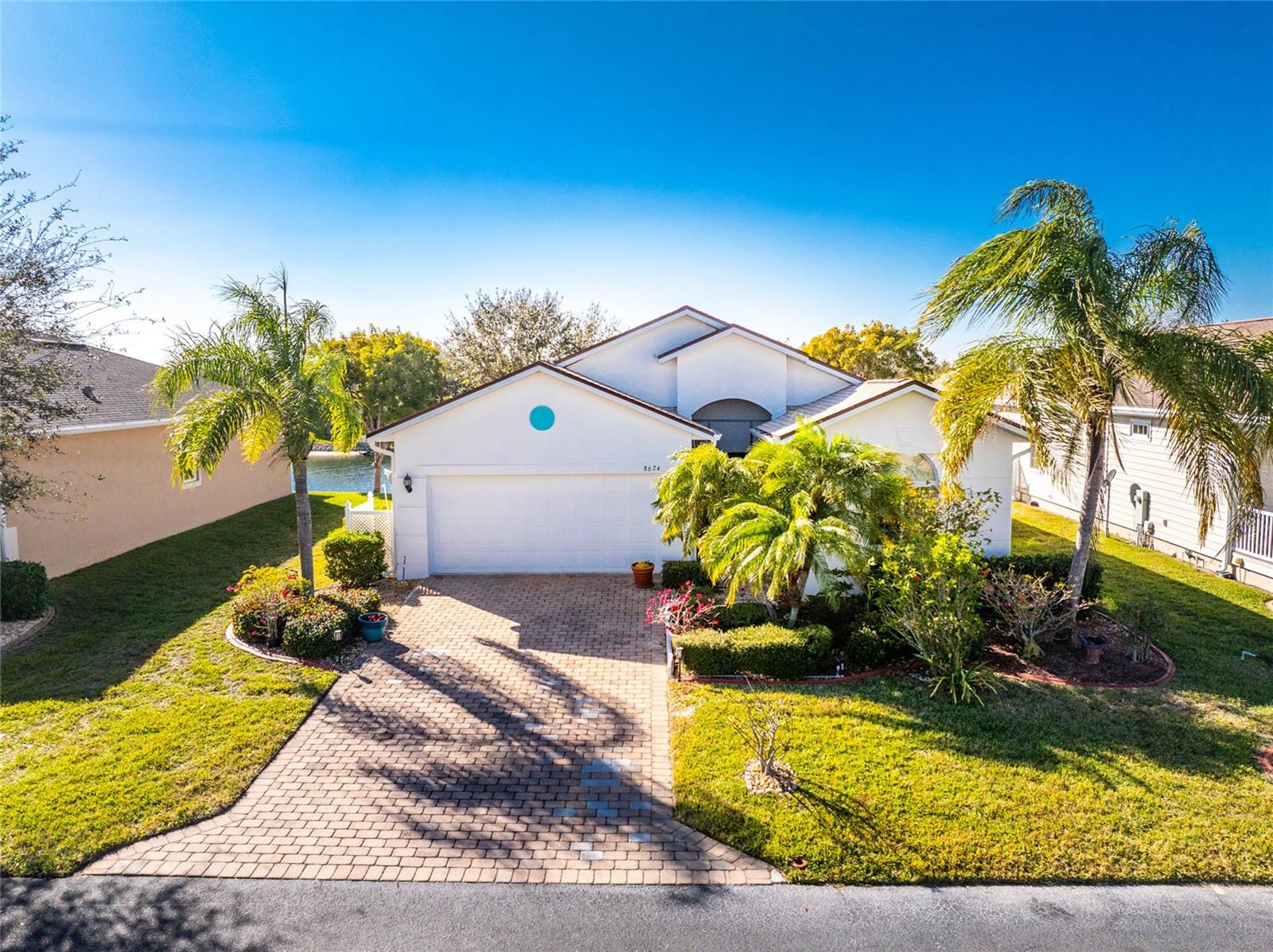 8624 LAKE FRONT CT Property Photo 1