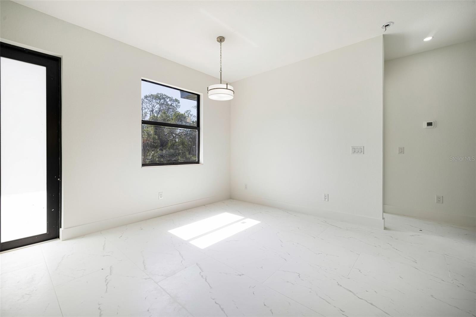 355 Milton St Property Photo 6