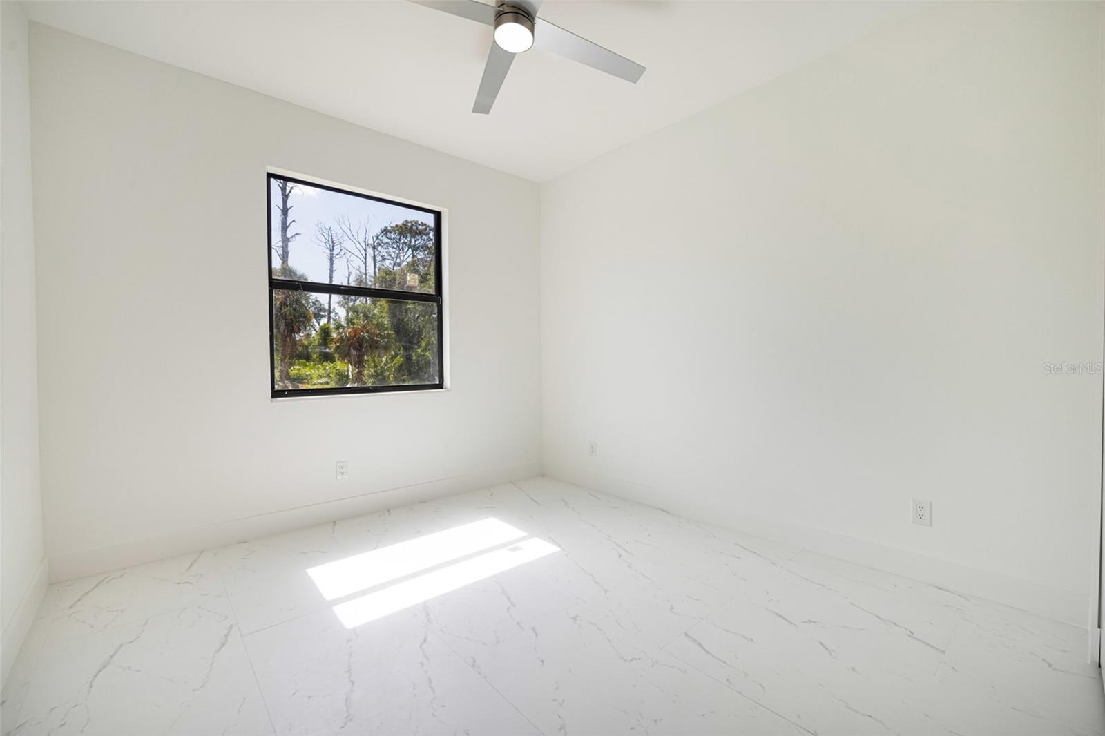 355 Milton St Property Photo 20