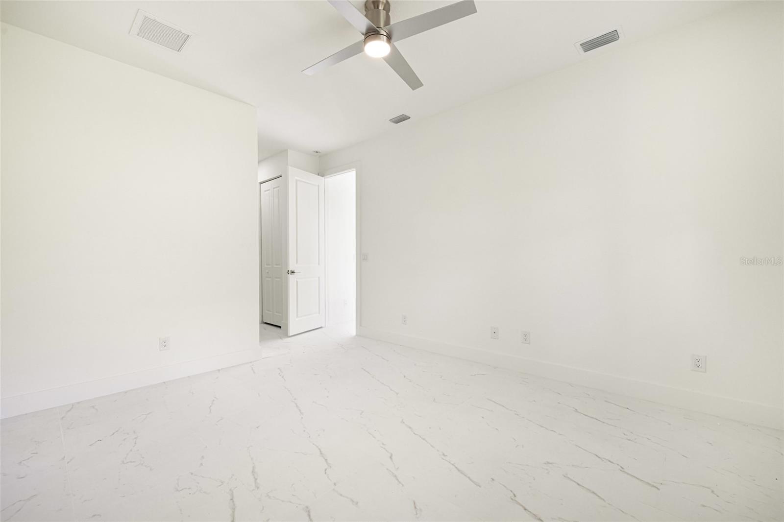 355 Milton St Property Photo 30