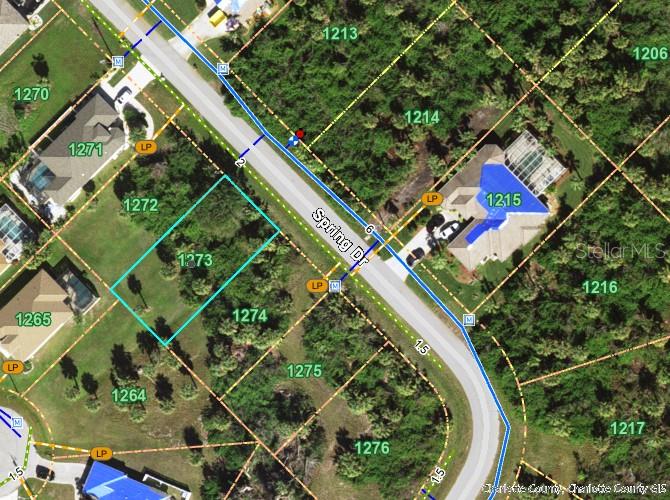 125 Spring Dr Property Photo 2