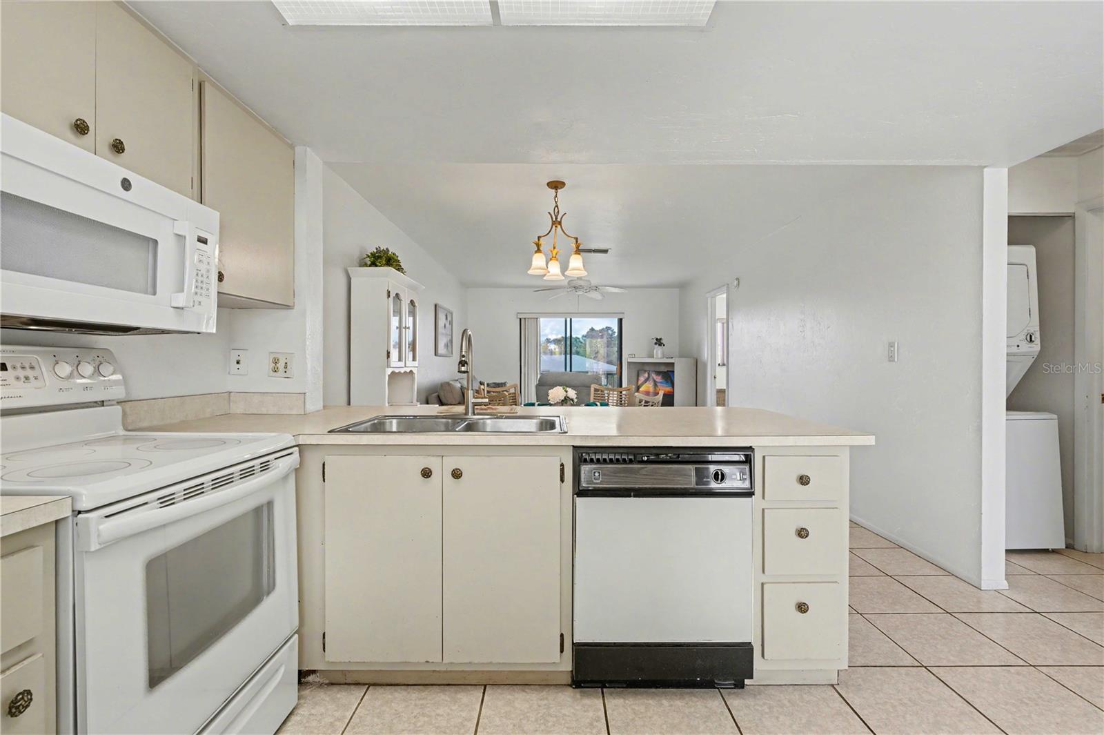 25225 Rampart Blvd #1606 Property Photo 19