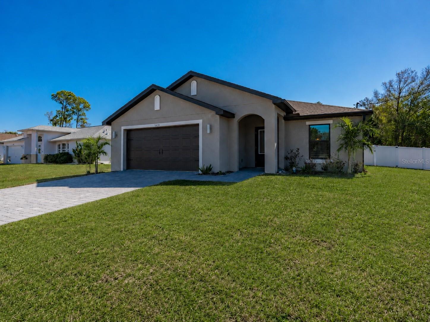 3638 WENTWORTH ST Property Photo 1