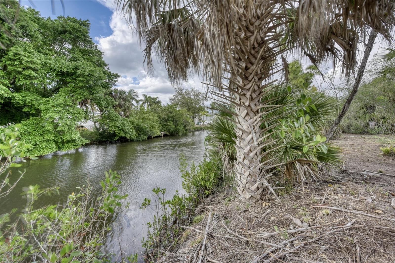 3015 Banyan Way Property Photo 7