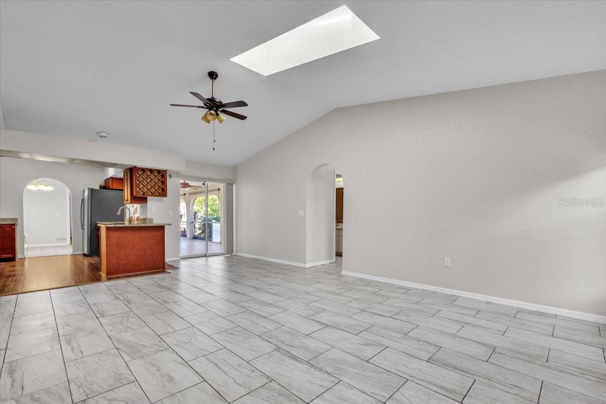 1726 Blue Lake Cir Property Photo 15