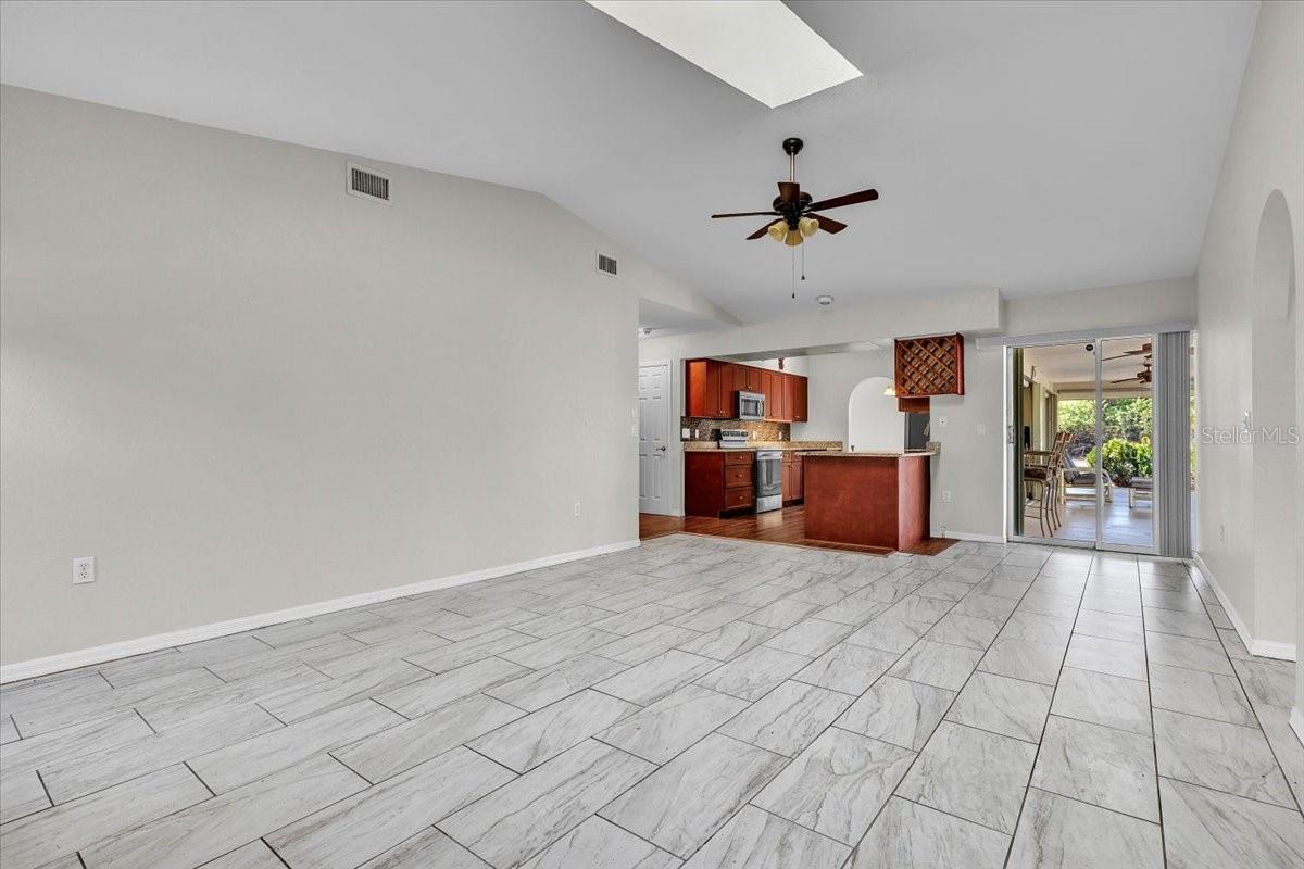 1726 Blue Lake Cir Property Photo 16