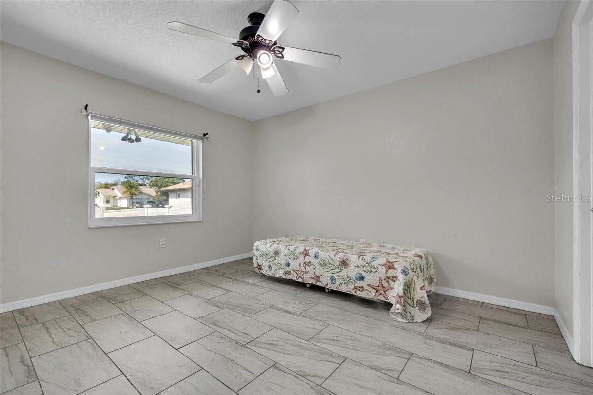 1726 Blue Lake Cir Property Photo 27