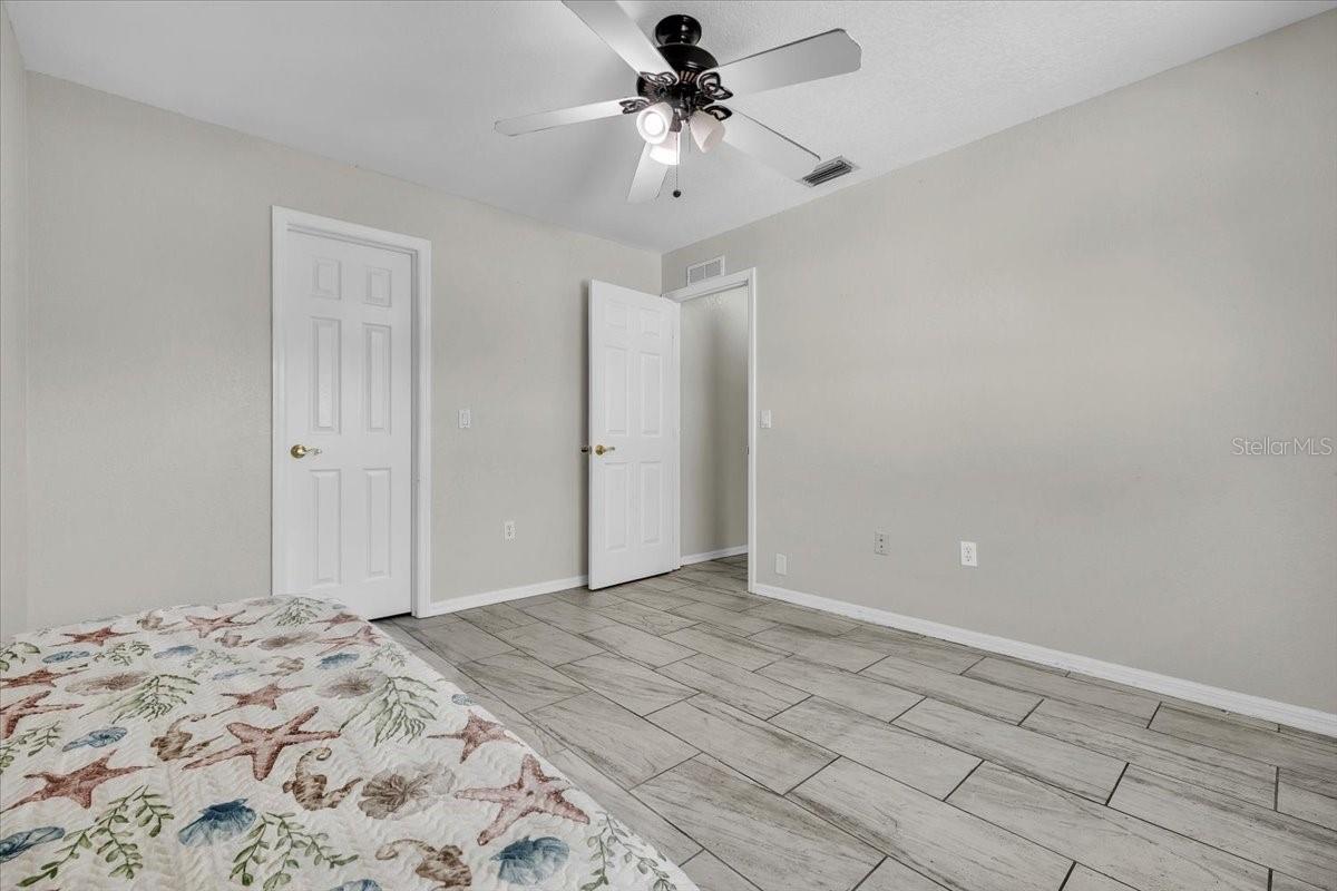 1726 Blue Lake Cir Property Photo 28