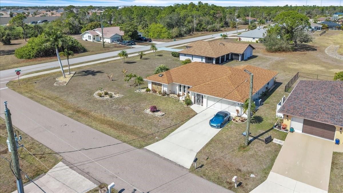 1726 Blue Lake Cir Property Photo 43