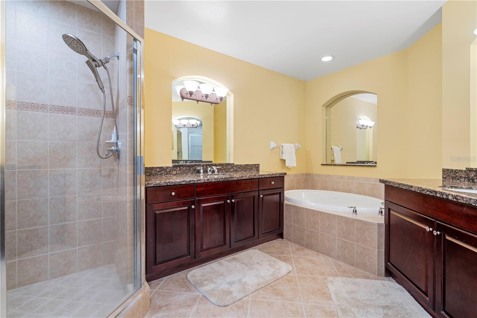 85 Vivante Blvd #8542 Property Photo 32