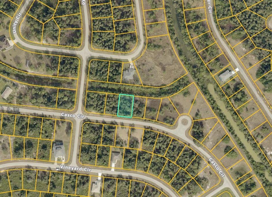 Casco Cir Property Photo 3