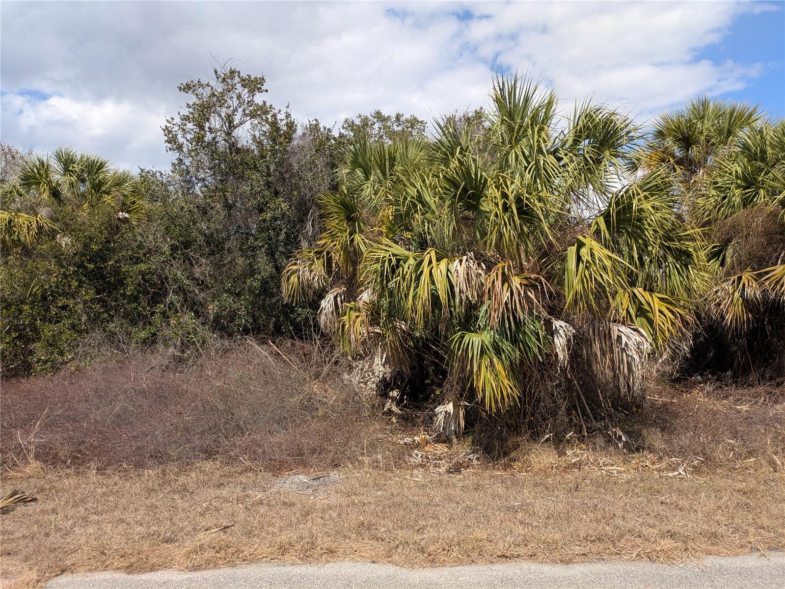 Casco Cir Property Photo 7