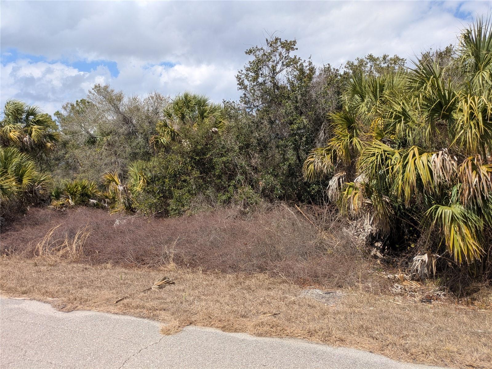 Casco Cir Property Photo 8