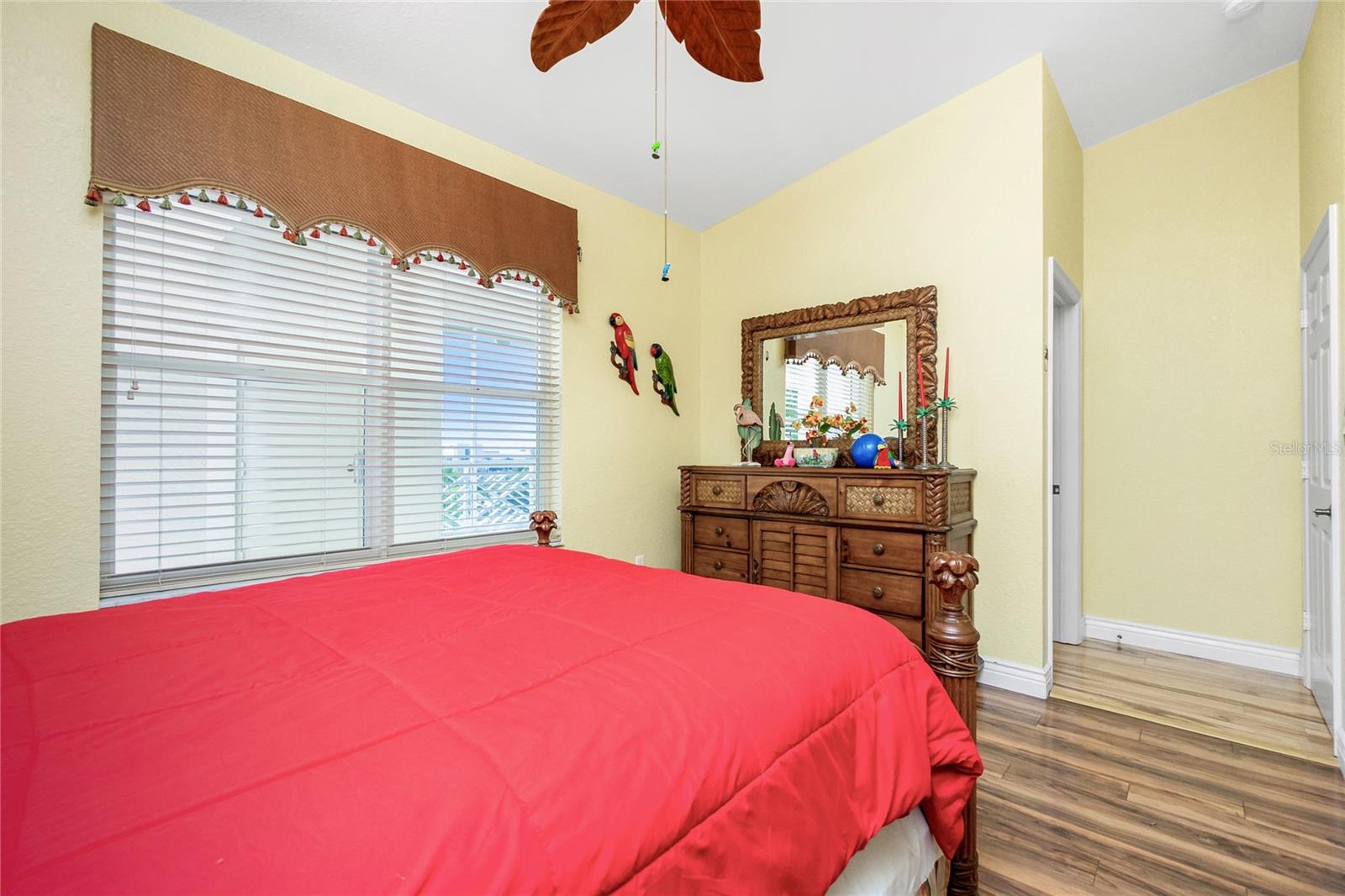 200 Harbor Walk Dr #353 Property Photo 29