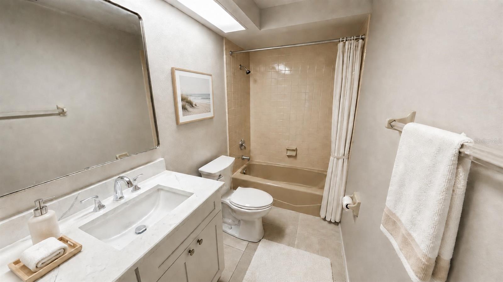 3211 Riverside Dr Property Photo 36