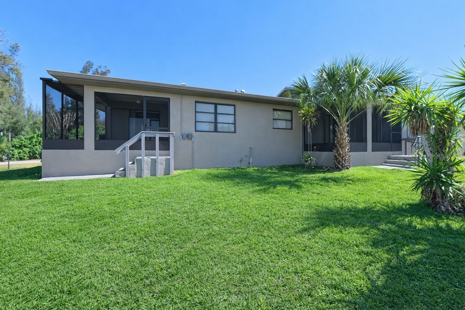 3211 Riverside Dr Property Photo 42