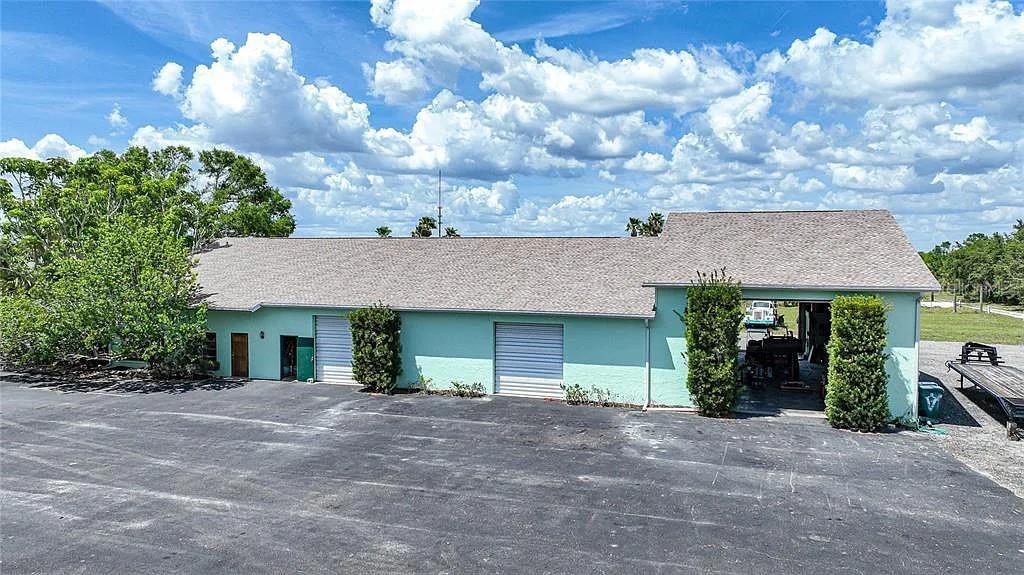 3400 Rowland Dr Property Photo 1