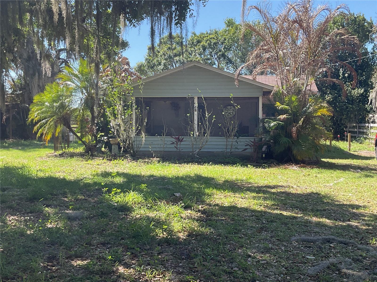 3221 Ne Davis St Property Photo 1