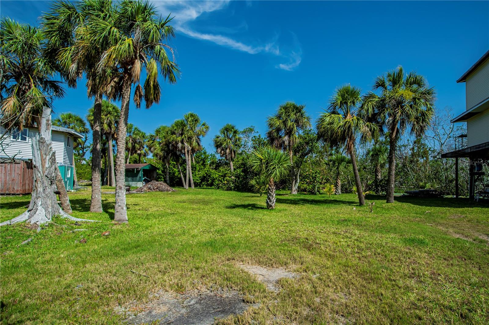 8864 Bay St Property Photo 4