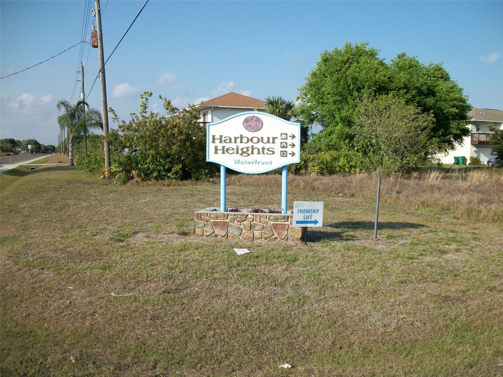 1228 Harbour Hibiscus Ct Property Photo 6