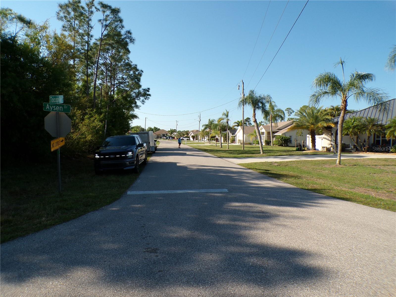 25161 Aysen Dr Property Photo 9