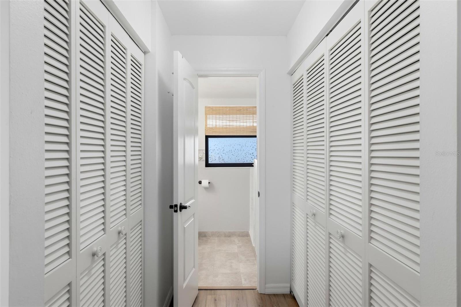 1433 Mediterranean Dr #e Property Photo 30