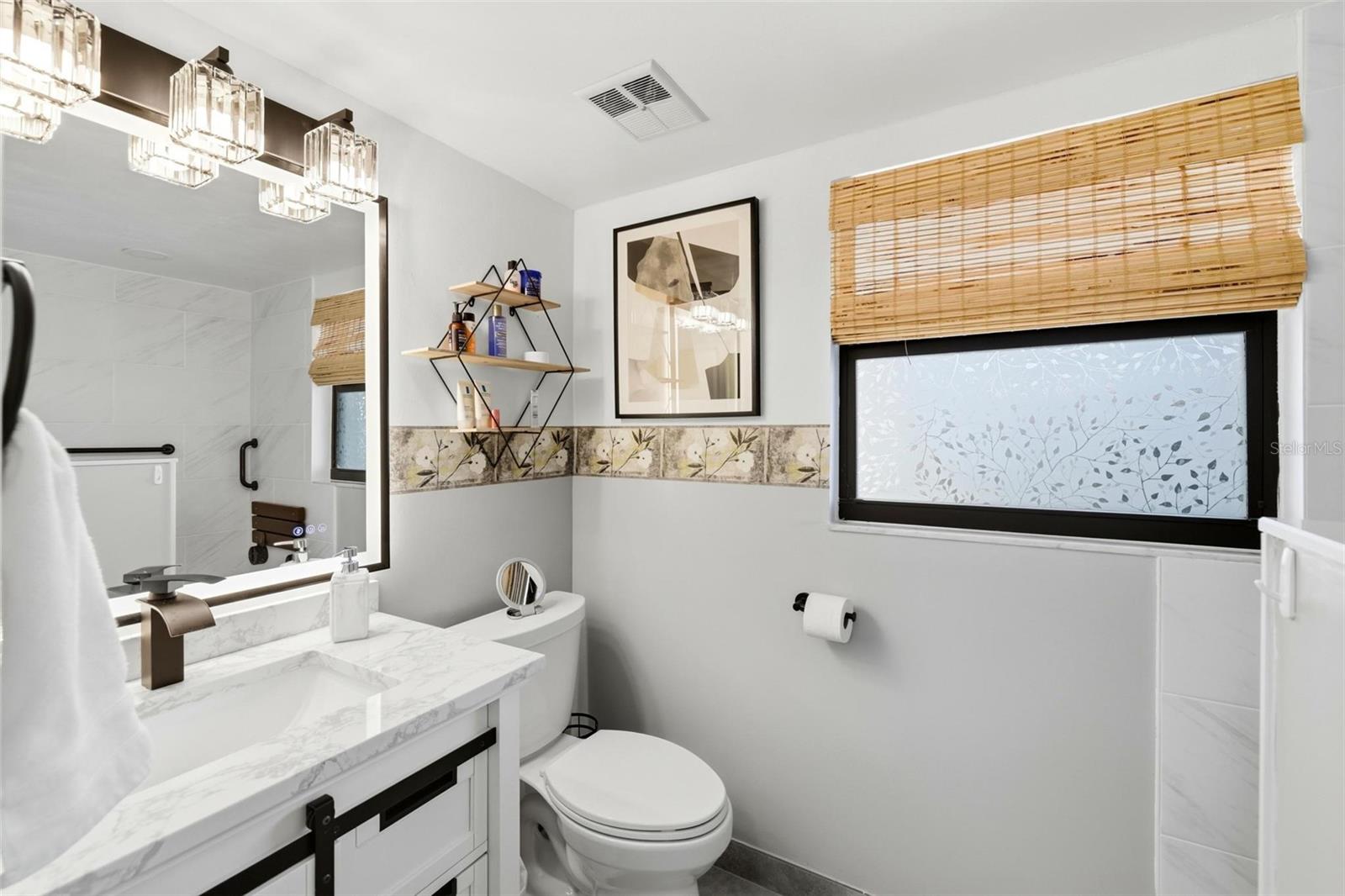 1433 Mediterranean Dr #e Property Photo 31