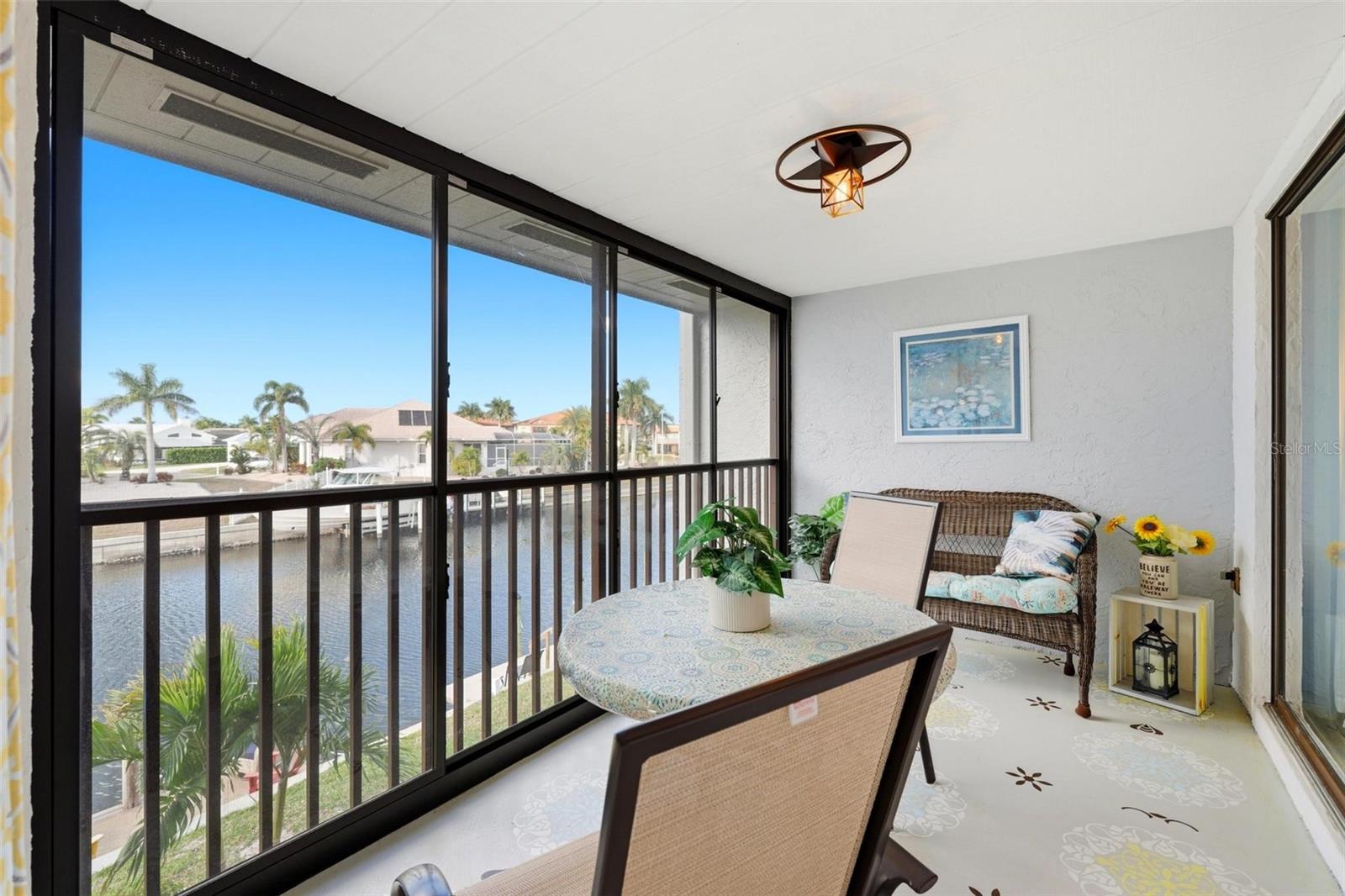 1433 Mediterranean Dr #e Property Photo 33
