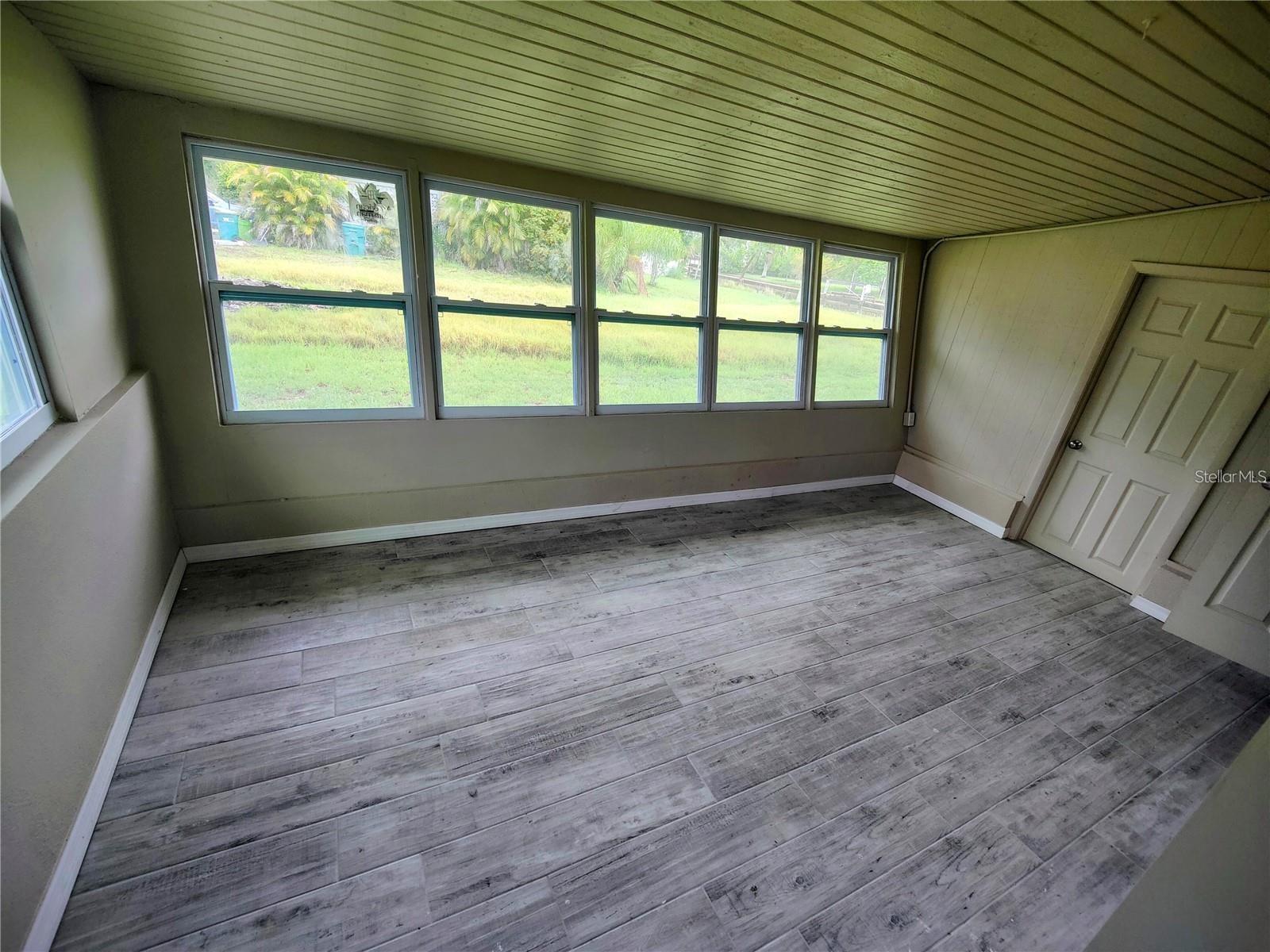 190 Danforth Dr Property Photo 19