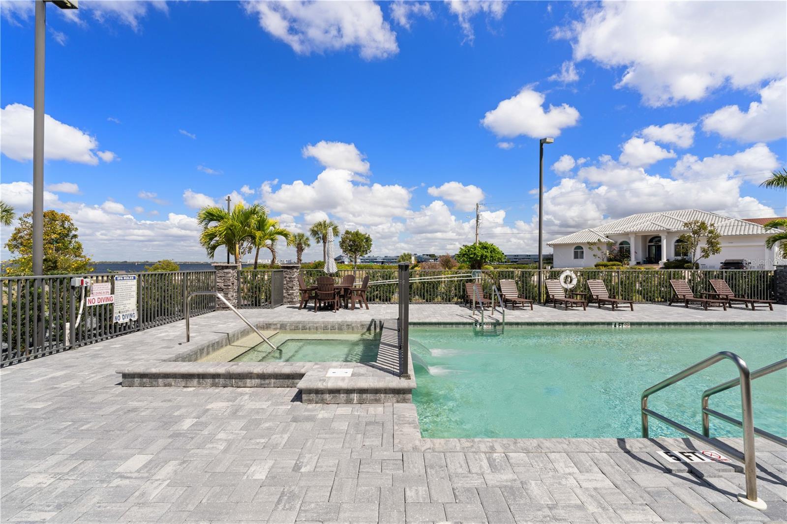 1425 Park Beach Cir #132 Property Photo 64