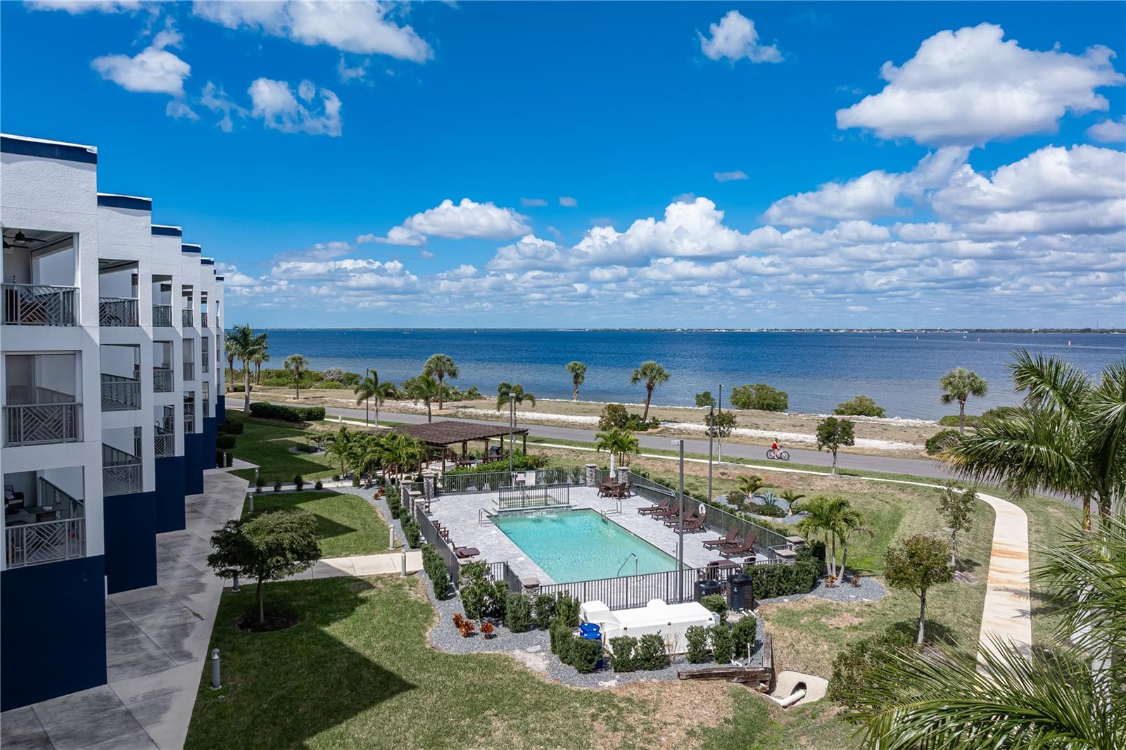 1425 Park Beach Cir #132 Property Photo 66