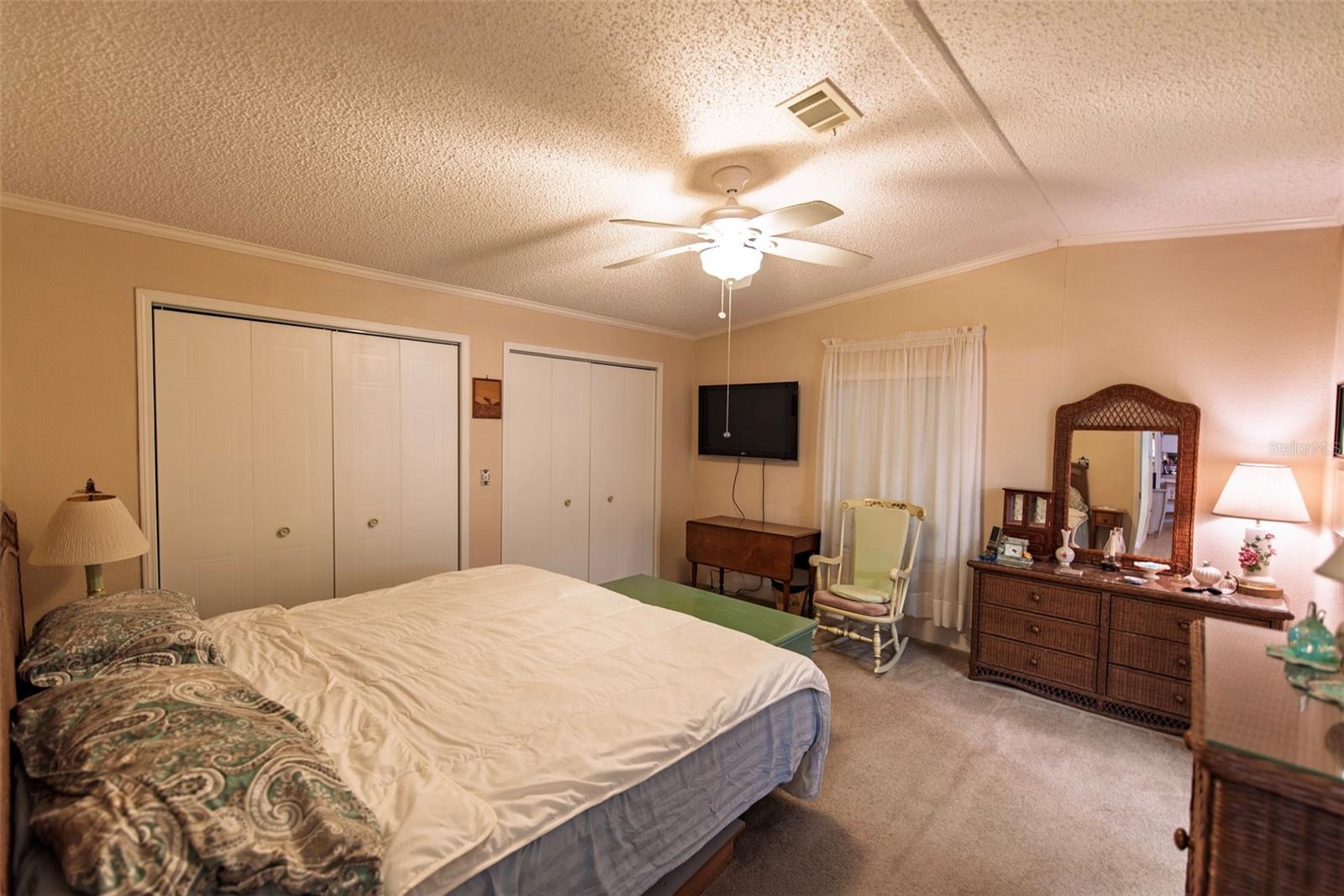3 Rotterdam Dr Property Photo 10