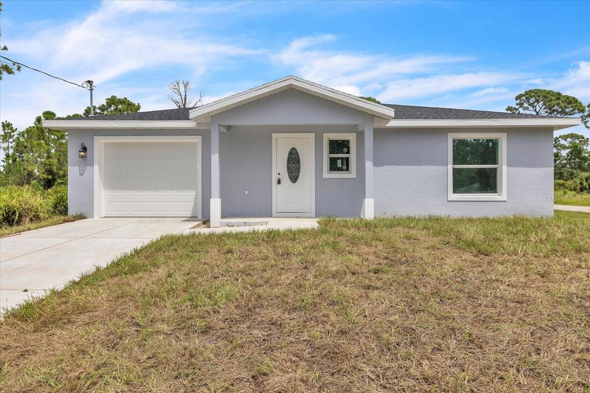 27122 Seeger Dr Property Photo 2