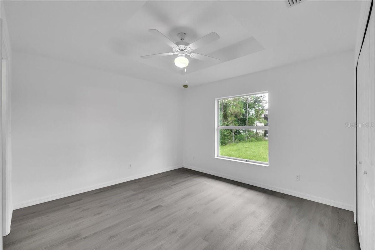 27122 Seeger Dr Property Photo 10